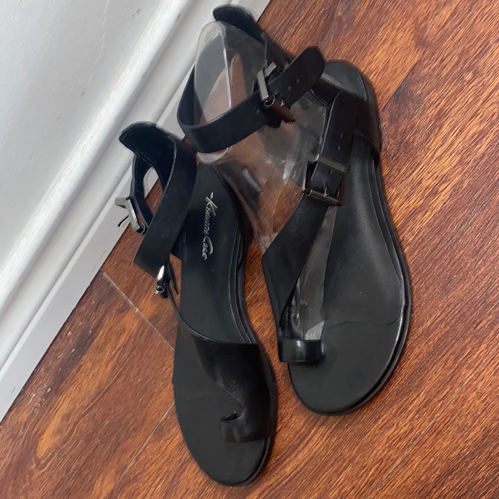 Kenneth Cole DITMAS LE  6M worn once still new with box